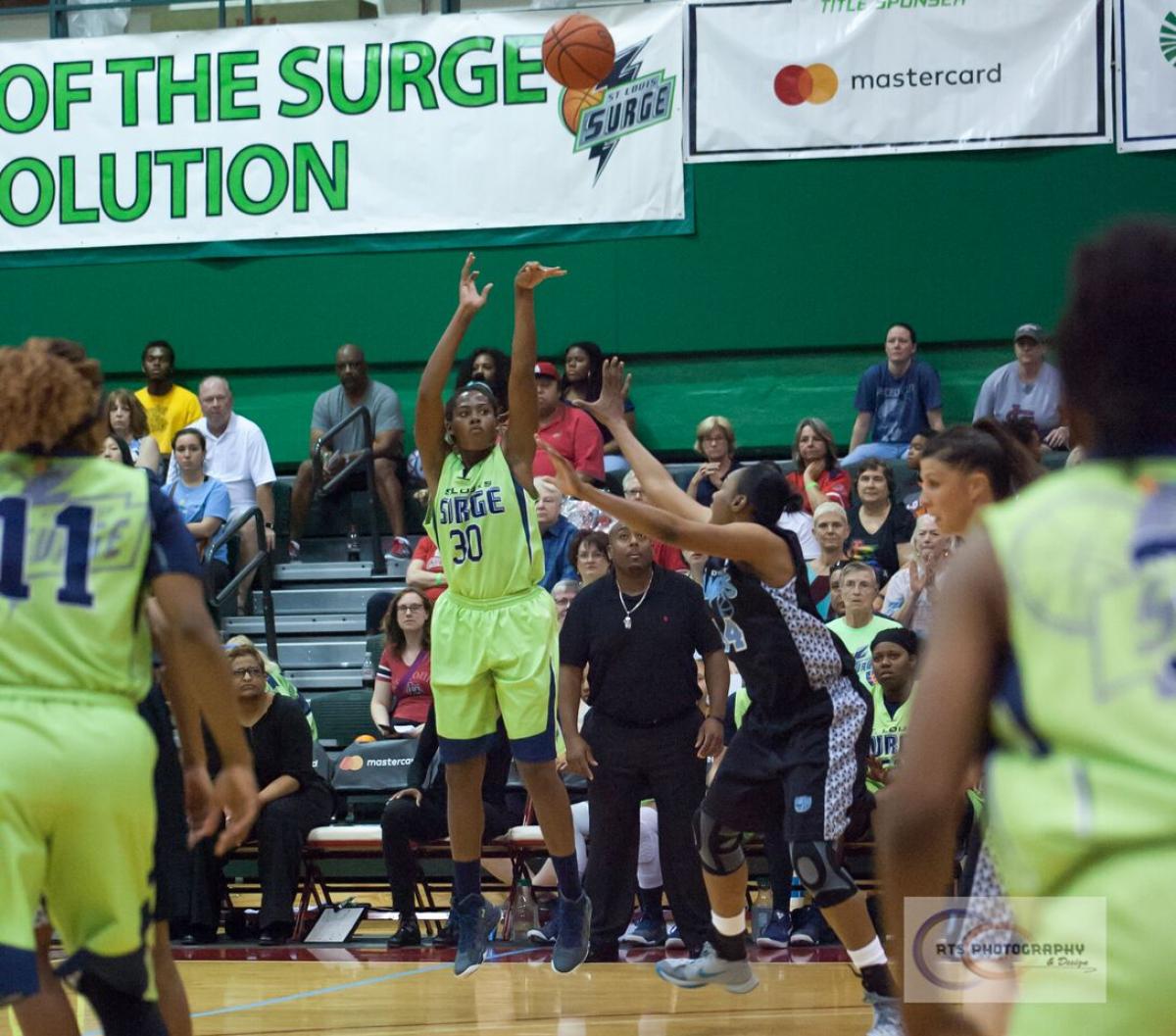 Surge Basketball Stays Undefeated, Clinches Playoff Top Seed With Home Win